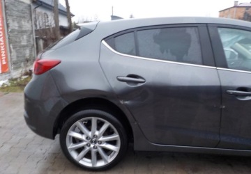 Mazda 3 III Hatchback Facelifting 2.0 SKYACTIV-G I-ELOOP 165KM 2018 Mazda 3 Okazja 2.0 Benzyna 165KM, zdjęcie 9