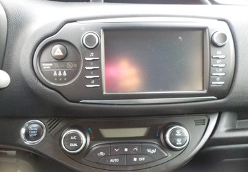 Toyota Yaris III Hatchback 5d Facelifting 2017 1.5 Dual VVT-iE 111KM 2019 Toyota Yaris Y20 Okazja 1.5 Benzyna 111KM, zdjęcie 24