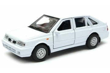 POLONEZ CARO PLUS MODEL METAL WELLY 1:34 BIAŁY