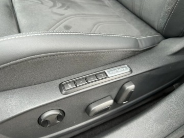 Volkswagen Golf VIII Hatchback Facelifting 2.0 TDI 150KM 2025 Volkswagen Golf Variant Style 2.0 TDI 150 KM DSG, zdjęcie 22