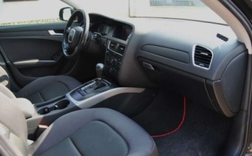 Audi A4 B8 2009 Audi A4 Avant GWARANCJA, 2.0 TDI, Automat, Dobrze utrzymana, Po duzym serw, zdjęcie 6