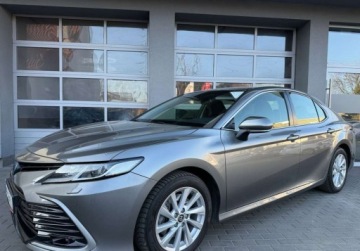 Toyota Camry IX Sedan 2.5 Hybrid Dynamic Force 218KM 2021 Toyota Camry salon Polska, FV-VAT 23, serwis ASO, Gwarancja 2.5 Hybryda, zdjęcie 27