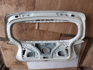 BMW 1 F20 F21 VÍKO KUFRU ZADNÍ HOLÁ