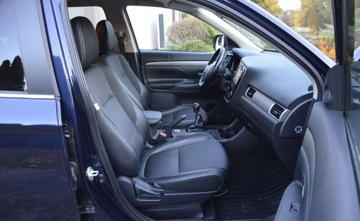 Mitsubishi Outlander III SUV Facelifting 2.2 DOHC DI-D 150KM 2014 Mitsubishi Outlander III 2.2 D-ID 150KM 4WD Kamera 1wł SerwisASO Bezwypadek, zdjęcie 14