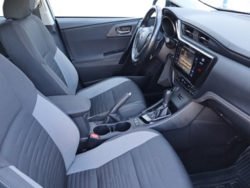Toyota Auris II Touring Sports Facelifting 1.2 D-4T 116KM 2016 Toyota Auris 1.2 Ti, Automat, Navi, Xenon, Klima, zdjęcie 8