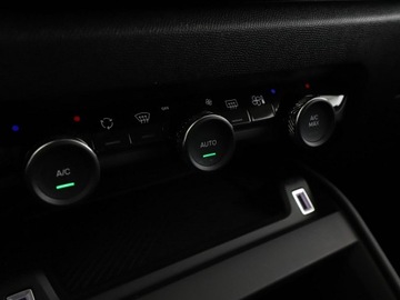 Citroen C4 III SUV 1.2 PureTech 130KM 2022 Citroen C4 automat skóra head-up navi kamera, zdjęcie 30