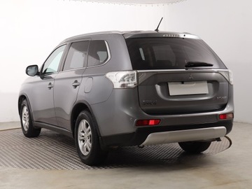 Mitsubishi Outlander III SUV Facelifting 2015 2.0 MIVEC 150KM 2015 Mitsubishi Outlander 2.0, Salon Polska, 4X4, zdjęcie 3