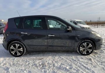 Renault Scenic III Van 1.4 TCe 16v 130KM 2011 Renault Scenic Renault Scenic 1.4 16V TCE Bose Edition 1.4 Benzyna 130KM, zdjęcie 9