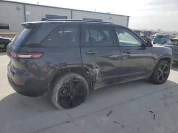 Jeep Grand Cherokee IV 2022 Jeep Grand Cherokee LAREDO 2022, od ubezpieczalni 3.6 Benzyna 293KM, zdjęcie 4