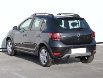 Dacia Logan II Sedan Facelifting 0.9 TCe 90KM 2018 Dacia Sandero 0.9 TCe, GAZ, Automat, Skóra, Navi, zdjęcie 3