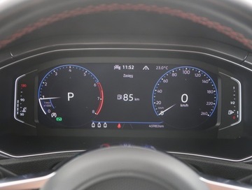 Volkswagen T-Roc I SUV 2.0 TSI 190KM 2021 VW T-Roc 2.0 TSI 4Motion, Salon Polska, zdjęcie 10