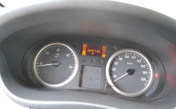 Opel Vivaro A Combi L1 2.0 CDTI 115KM 2011 Opel Vivaro Bezwypadkowe - Niski przebieg - Bez korozji - Oplacony 2.0, zdjęcie 24