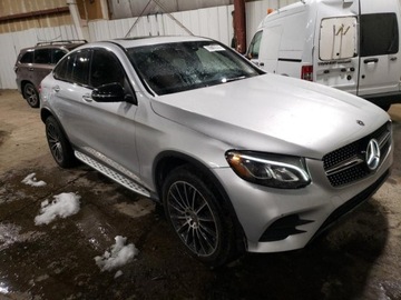 Mercedes GLC C253 2018 Mercedes-Benz GLC Coupe 300 4Matic 2018 2.0l 2.0 Benzyna 241KM, zdjęcie 4