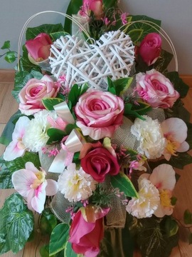 Украшение кладбища МОГИЛА композиция ВЕСНА ПАСХА тюльпан