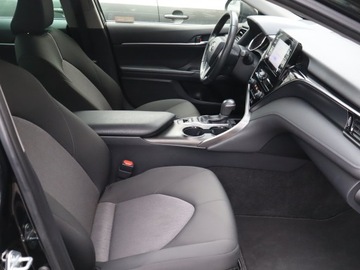 Toyota Camry IX Sedan 2.5 Hybrid Dynamic Force 218KM 2021 Toyota Camry 2.5 Hybrid, Salon Polska, zdjęcie 8