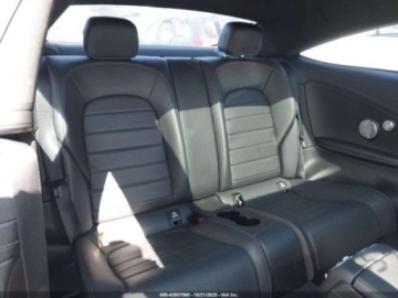 Mercedes Klasa C W205 2018 Mercedes-Benz Klasa C MERCEDES-BENZ C 300 2.0 Benzyna 241KM, zdjęcie 9