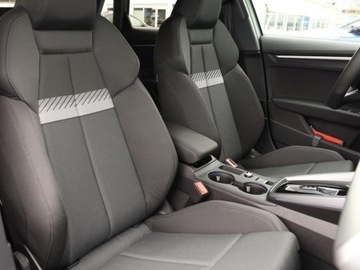 Audi A3 8Y 2025 AUDI A3 45 TFSIe S Line Sportback Hatchback 1.5 (272KM) 2025, zdjęcie 3