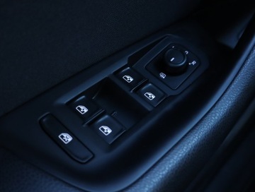 Volkswagen Passat B8 Limousine 1.4 TSI BlueMotion Technology 125KM 2018 VW Passat 1.4 TSI, Salon Polska, Klima, zdjęcie 17