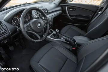 BMW Seria 1 E81/E87 Hatchback 5d E87 2.0 118d 143KM 2010 BMW Seria 1 E87, zdjęcie 6