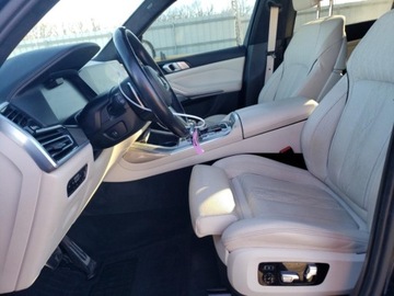 BMW X7 2021 BMW X7 M50I 2021 4.4l 4.4 Benzyna 523KM, zdjęcie 7