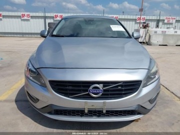 Volvo S60 III 2018 Volvo S60 2018 Volvo S60 T5 FWD Dynamic 2.0 Benzyna 240KM, zdjęcie 10