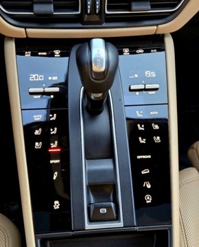 Porsche Macan SUV Facelifting II 2.9 S 380KM 2022 Porsche Macan Perlowykolor Skora Bogata wersja wyposazenia 2.9 Benzyna, zdjęcie 23