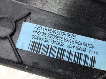 ДЕКОРАТИВНАЯ НАКЛАДКА MERCEDES W251 ДЕКОРАТИВНАЯ НАКЛАДКА ДВЕРИ