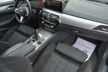 BMW Seria 5 G30-G31 Touring 520d 190KM 2019 BMW Seria 5 BMW 520D 190KM M-SPORT ALU19 LED Alkantara Virtual Gwarancja 1, zdjęcie 23