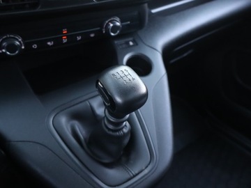 Opel Combo E Kombivan 1.2 Turbo 110KM 2019 Opel Combo 1.2 Turbo, Salon Polska, Serwis ASO, zdjęcie 12