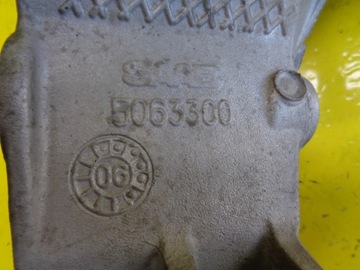 SAAB 95 1.9 TID UCHYCENÍ DRŽÁK MOTORU