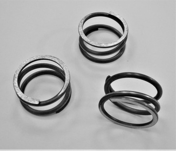 SPRĘŻYNA NACISKOWA d=2,8 * Dz=32 * L=16 - 3 szt.