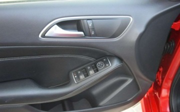 Mercedes Klasa B W246 Sports Tourer 180 CDI BlueEFFICIENCY Edition 109KM 2014 Mercedes-Benz Klasa B 1.5D Navi Kamera Oryginal lakier Sprowadzony Oplacony, zdjęcie 36