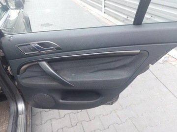 KOMPLET SEDADLA LEVÝ PRAVÝ PŘEDNÍ + POHOVKA ZADNÍ BOKY SKODA SUPERB I