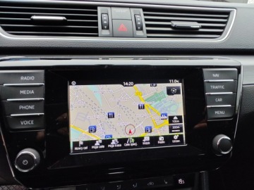 Skoda Superb III Liftback 2.0 TDI 150KM 2016 SKODA SUPERB III Kombi 2.0 TDI 150KM, Automat,SportLine, Podgrzewane fotele, zdjęcie 16