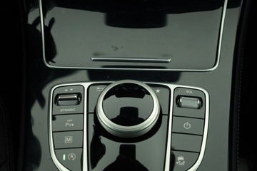 Mercedes GLC C253 SUV 2.0 250 211KM 2018 Mercedes GLC GLC 250 4MATIC, Salon Polska, zdjęcie 15