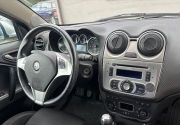 Alfa Romeo MiTo Hatchback 3d 1.6 JTDM 120KM 2009 Alfa Romeo Mito Alfa Romeo Mito 1.6 Diesel 120KM, zdjęcie 9