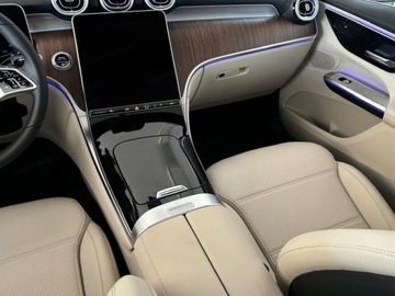 Mercedes GLC C254/X254 Coupe 2.0 220d 197KM 2025 GLC Coupe 220 d 4-Matic Avantgarde 2.0 (197KM) 2025, zdjęcie 11