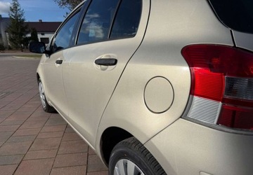 Toyota Yaris II Hatchback 5d 1.33 Dual VVT-i 101KM 2009 Toyota Yaris Toyota Yaris 1.33 Luna 1.3 Benzyna 100KM, zdjęcie 13