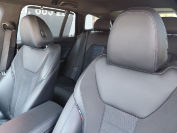 BMW Seria 3 G20-G21 Touring 2.0 330e 292KM 2021 BMW Seria 3 330 E xDrive Radar Kamera M pakiet 2.0 Hybryda Plug-in 292KM, zdjęcie 12