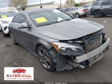 Mercedes CLA C117 2018 Mercedes-Benz CLA CLA 250, od ubezpieczalni 2.0 Benzyna 208KM