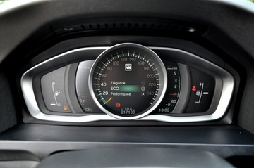 Volvo V60 I Kombi Facelifting 2.0 D3 DRIVE-E 150KM 2016 Volvo V60 Black Edition LiFt 2,0 D3 150Km Ledy, zdjęcie 24