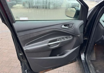 Ford Escape III 2018 Ford Escape 2018 Ford Escape 1.5l 4x4 - w Polsce oplatach i akcyzie Faktura, zdjęcie 8