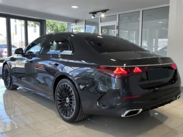 Mercedes Klasa E W214 Sedan 2.0 220d 197KM 2026 E Klasa 220 d 4-Matic AMG 2.0 (197KM) 2026, zdjęcie 2