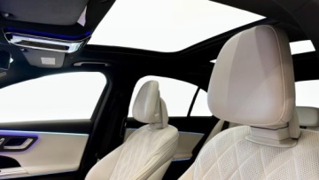 Mercedes Klasa E W214 2025 Mercedes-Benz Klasa E 300 4Matic 2025 2.0 Benzyna 313KM, zdjęcie 15