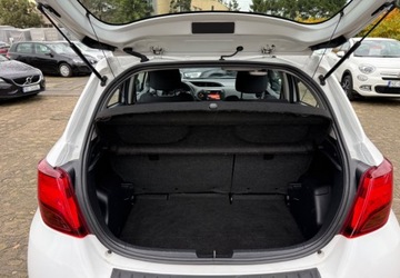 Toyota Yaris III Hatchback 5d Facelifting 1.0 VVT-i 69KM 2014 Toyota Yaris Toyota Yaris Benzyna 70KM, zdjęcie 4