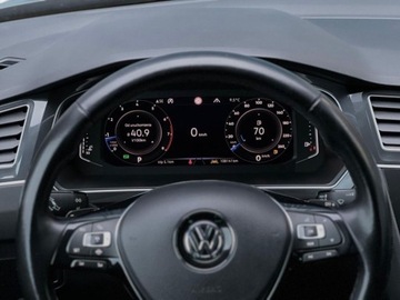 Volkswagen Tiguan II SUV 2.0 TSI 190KM 2020 Volkswagen Tiguan Volkswagen Tiguan 2.0 TSI 190 KM 4Motion DSG Highline 2, zdjęcie 25