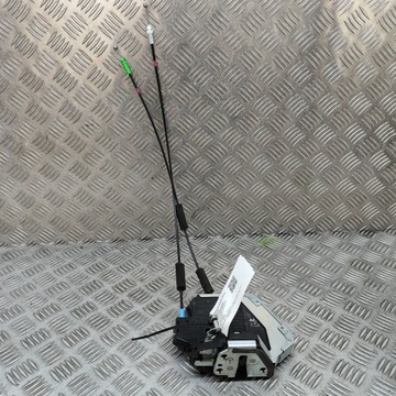 TOYOTA LAND CRUISER (BJ70) 2018 LEVÝ STRANA ZÁMEK DVEŘE ZADNÍCH