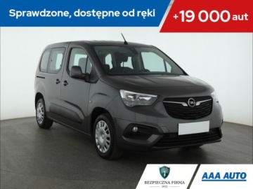 Opel Combo E Kombivan 1.2 Turbo 110KM 2019 Opel Combo 1.2 Turbo, Salon Polska, 1. Właściciel