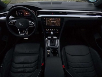 Volkswagen Arteon Fastback Facelifting 2.0 TSI 190KM 2023 Volkswagen Arteon 2.0TSI 190KM R-Line DSG FV23 DCC skory Nappa Hak Pakiety, zdjęcie 33
