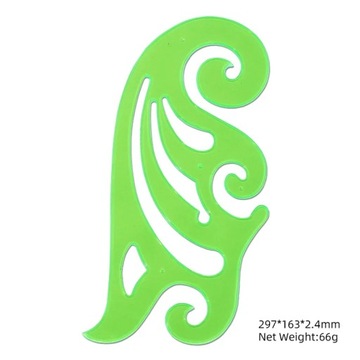 Стильная пластиковая кривая линейка 20 см